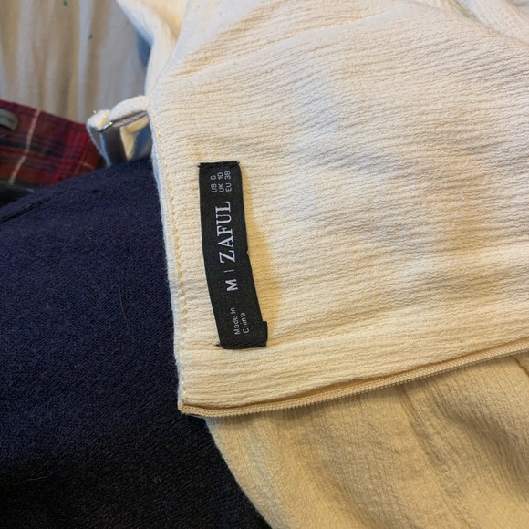 Cream mini dress with button detail - Picture 4 of 4